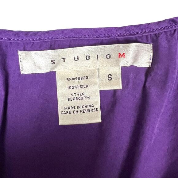 Studio M Blouse 100% Silk Purple Surplice V-Neck Short Sleeve Women's Medium‎ - Picture 3 of 9